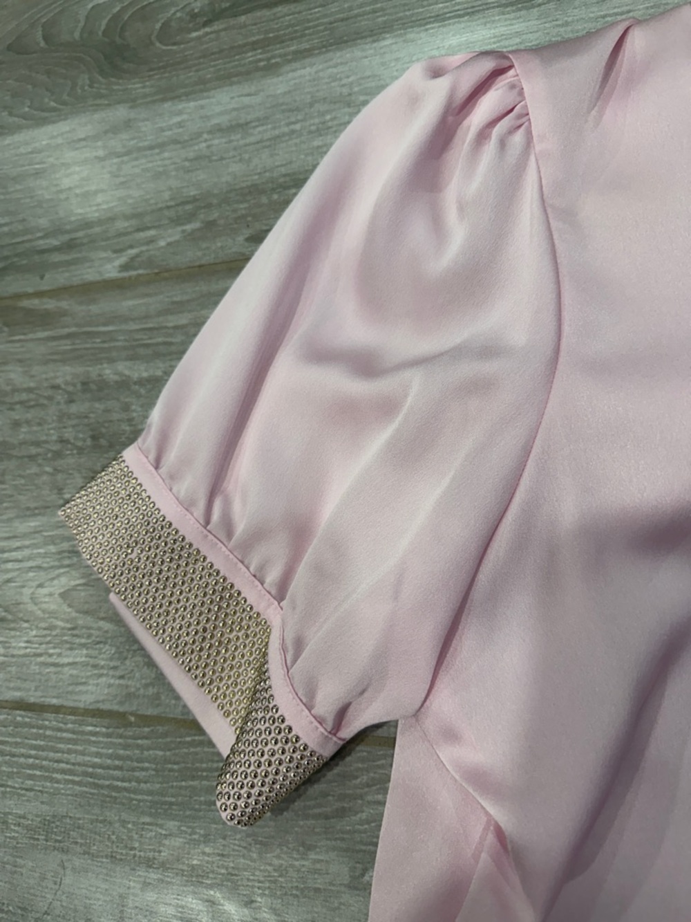 Karl Lagerfeld Paris Pink Satin Short-Sleeve Button-Up Blouse L - Picture 5 of 10